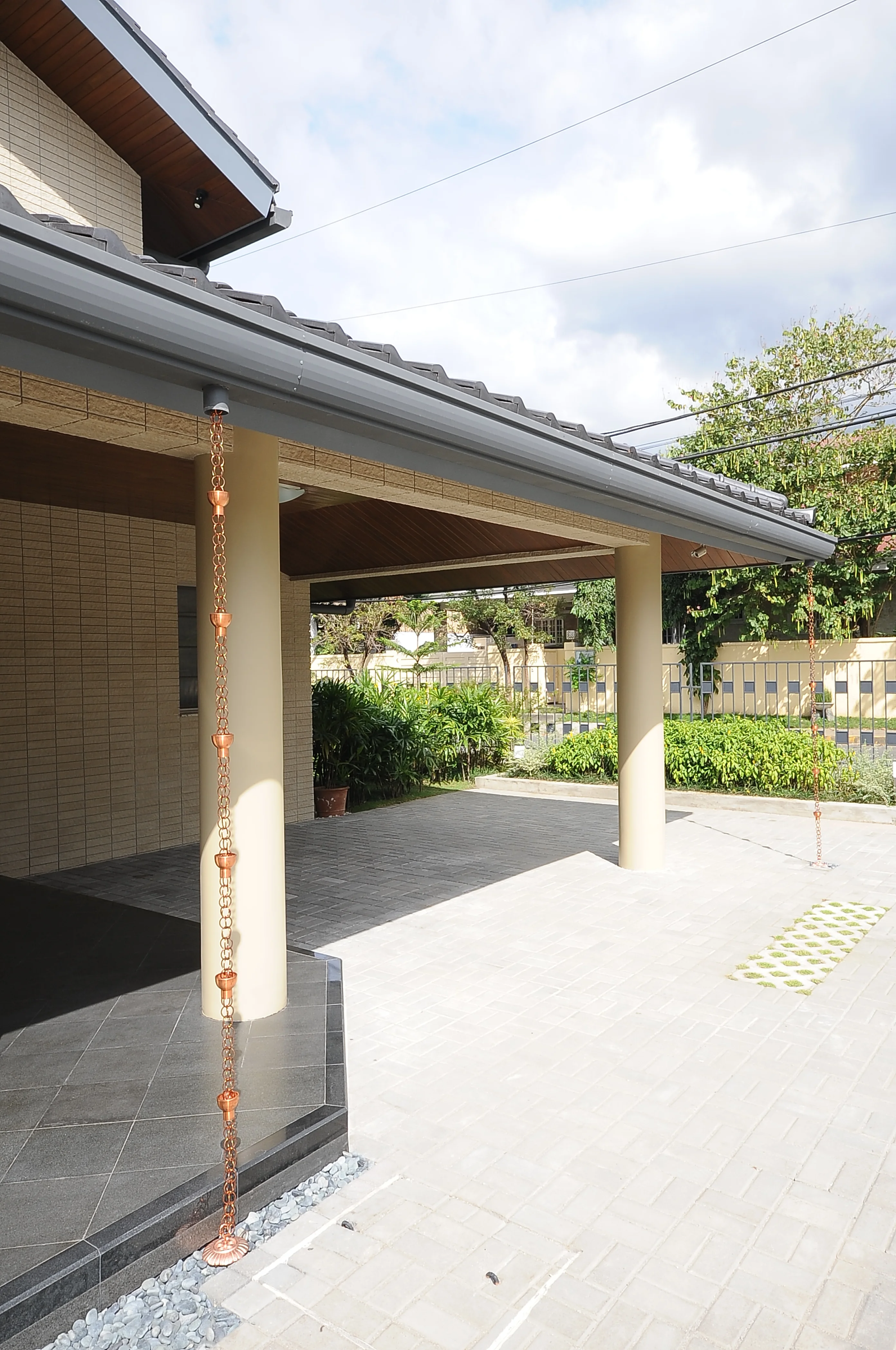 4. downspout chain.JPG